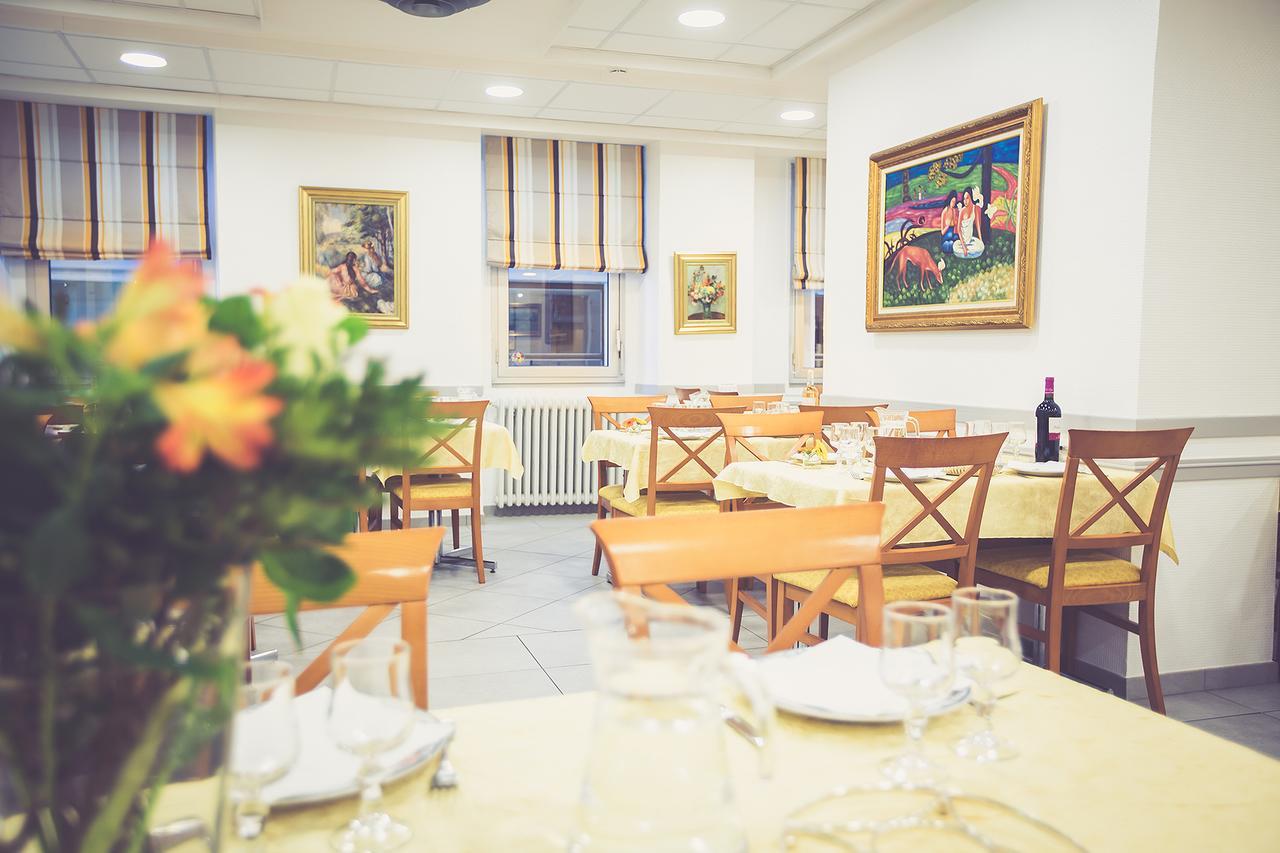 Hotel Notre Dame De France ルルド エクステリア 写真